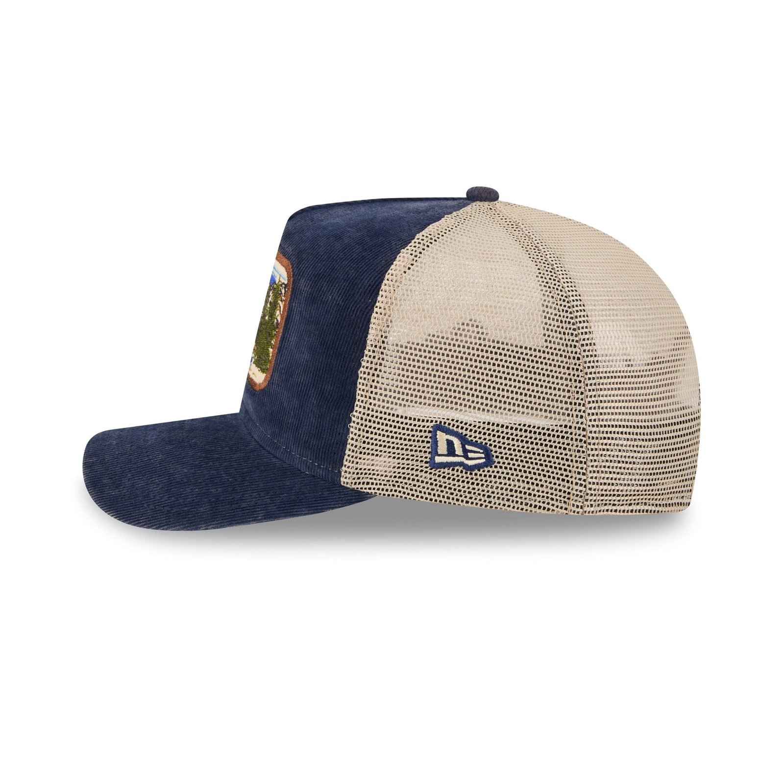 Toronto Maple Leafs Vintage Landscape 9FIFTY A-Frame Trucker Hat - Image 5