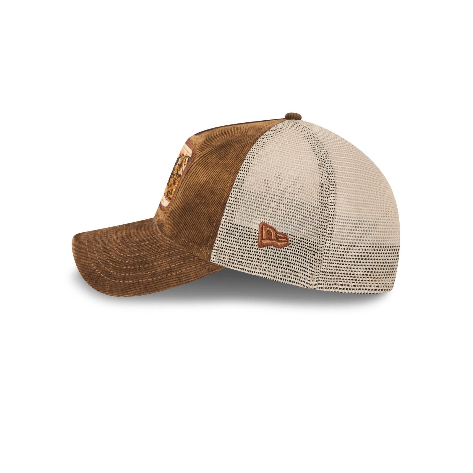 New York Yankees Vintage Landscape Brown 9TWENTY A-Frame Trucker Hat - Image 5