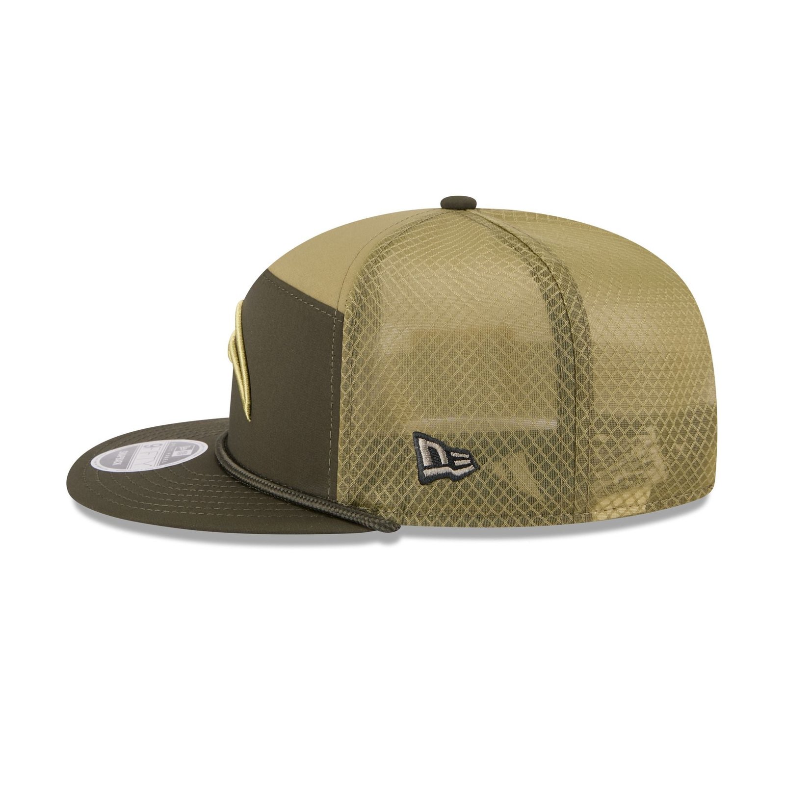 Los Angeles Chargers 2025 Salute to Service Split Panel 9FIFTY Trucker Hat - Image 4