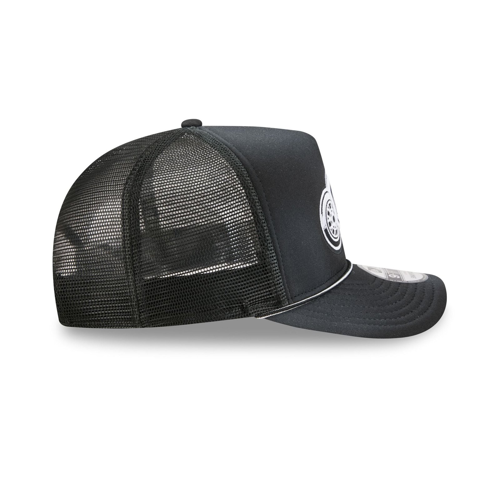 Detroit Red Wings Washed Black 9FIFTY A-Frame Trucker Hat - Image 5