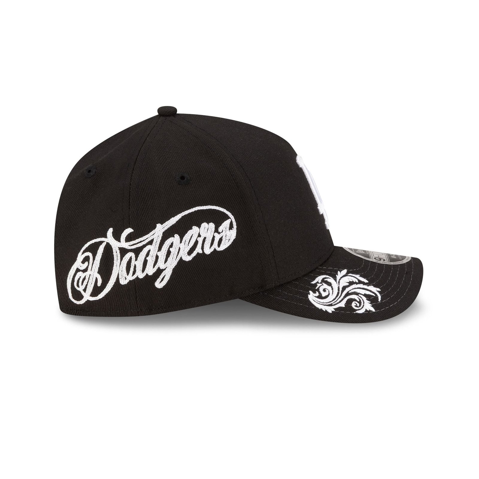 Los Angeles Dodgers Script Black and White 9FORTY M-Crown A-Frame Snapback Hat - Image 4