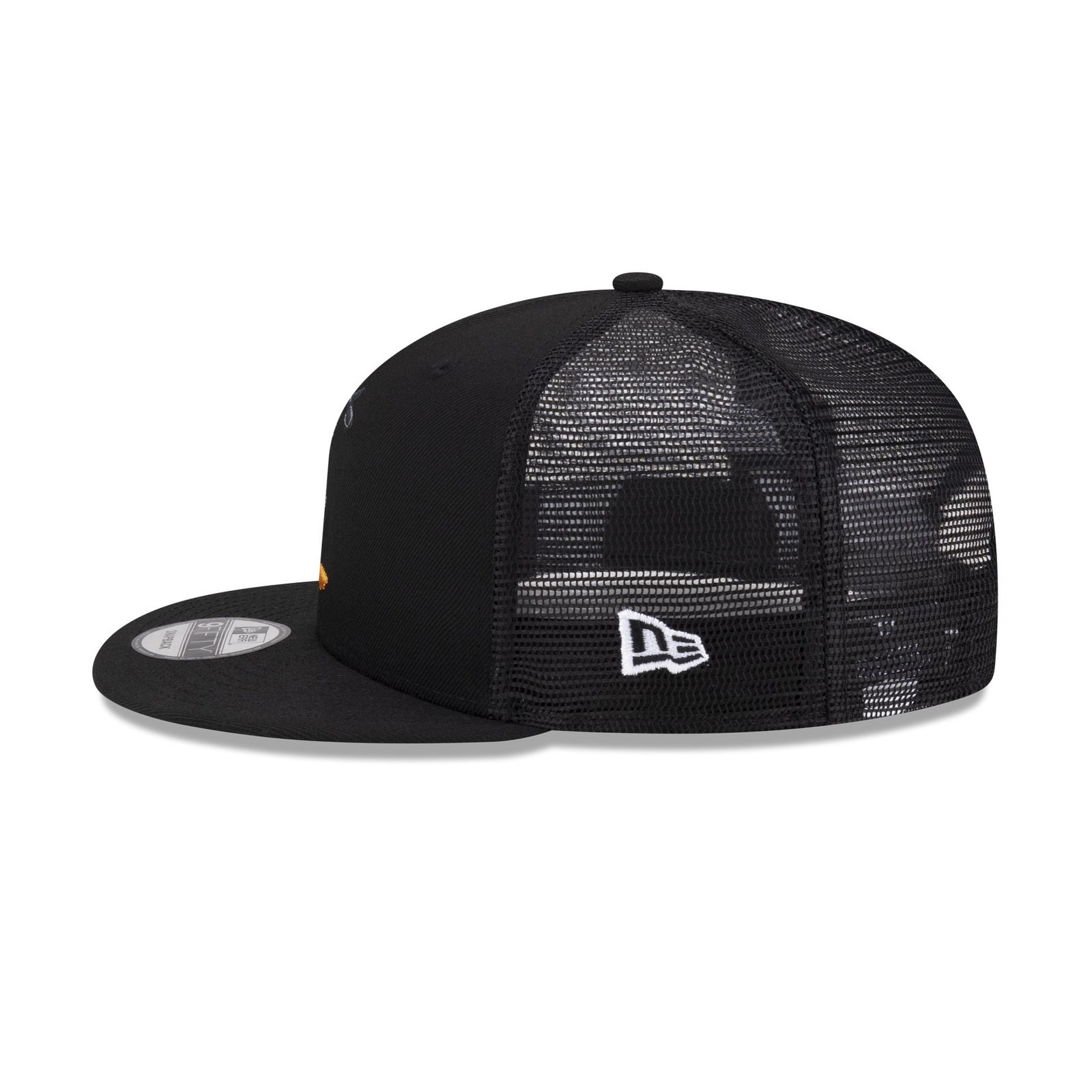 Looney Tunes Daffy Duck 9FIFTY Trucker Snapback Hat - Image 4