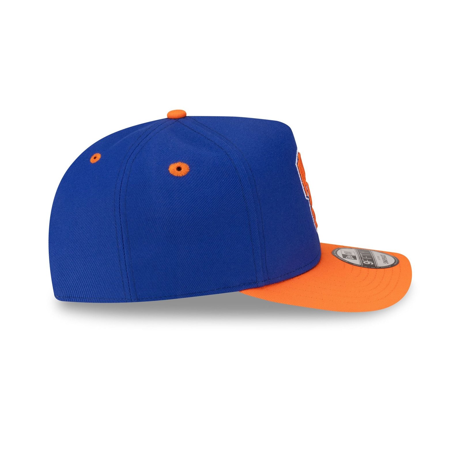 New York Knicks Hardwood Classics 80s Two Tone 9FIFTY A-Frame Snapback Hat - Image 5